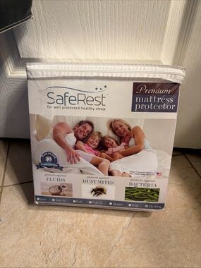 SAFEREST PREMIUM FLUIDS BUGS BACTERIA MATTRESS PROTECTOR CAL-KING NEW